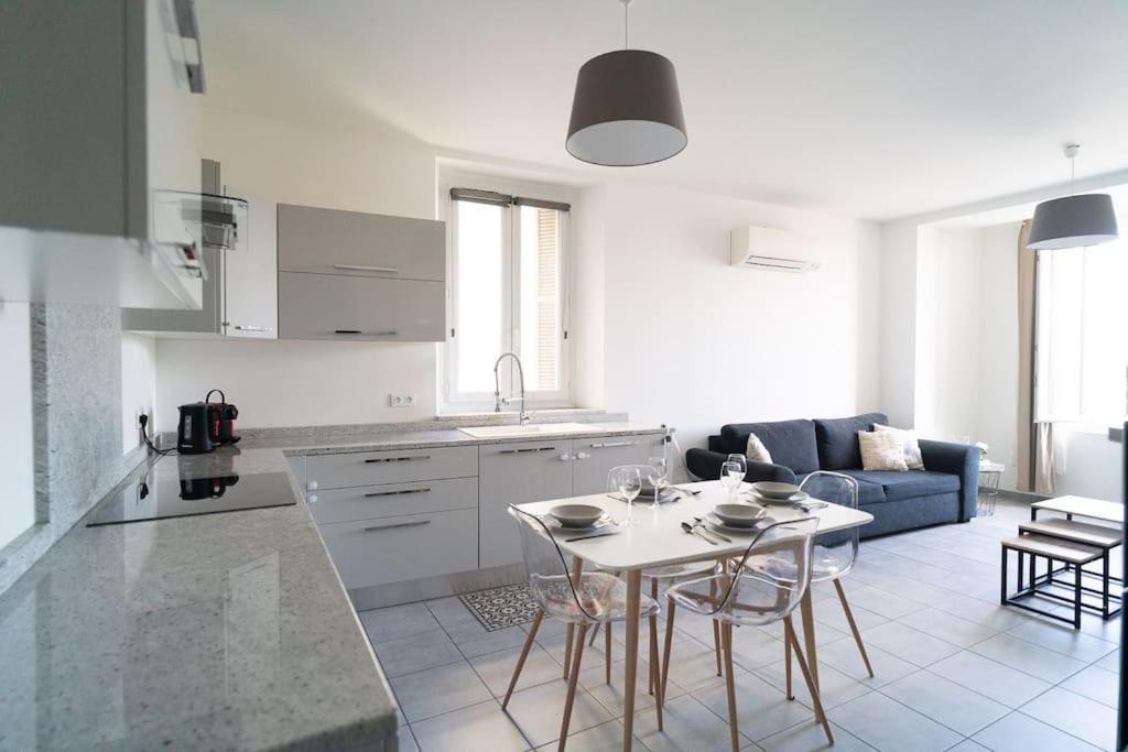 Appartement T4 Vue Mer Proche Gare Et Centre Ville Ajaccio  Ngoại thất bức ảnh
